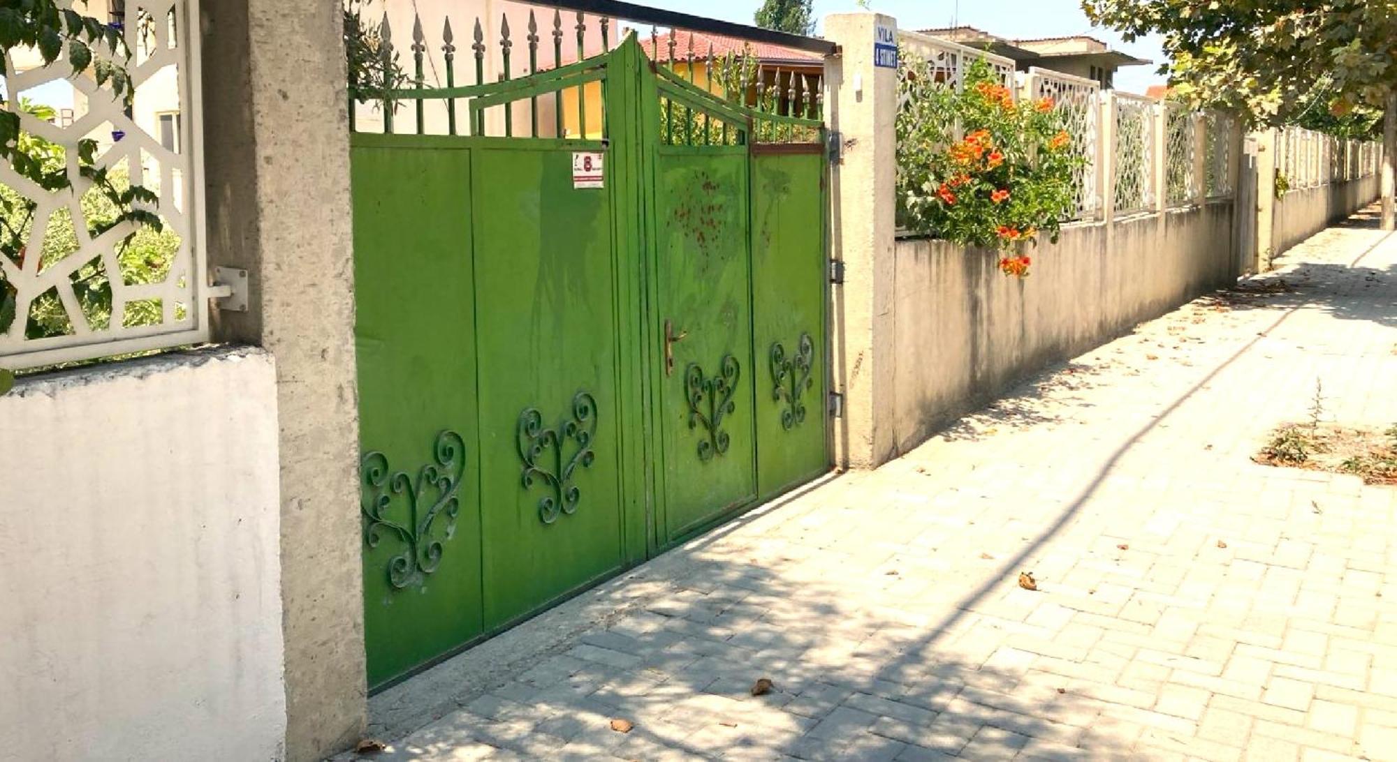 Vila 4 Stinet فلورا المظهر الخارجي الصورة